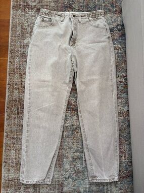 High-Rise Vintage Lee Jeans Size 10